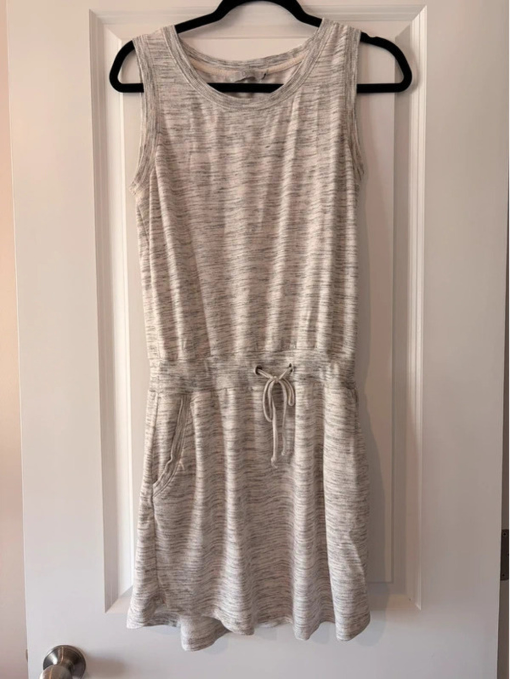 Dalia Women’s Medium Gray Heather Sleeveless Drawstring Waist Casual Dress